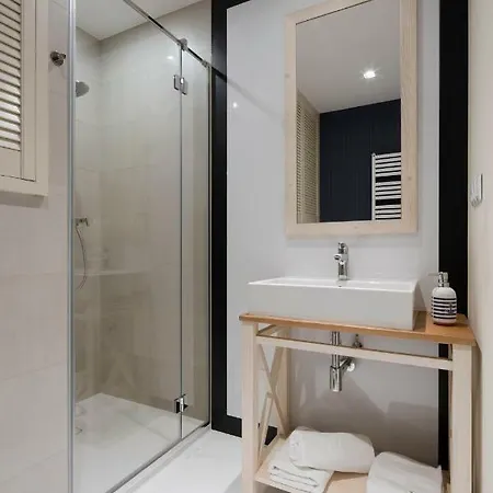 Klonova アパートホテル