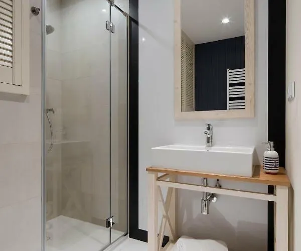 Klonova شقة فندقية