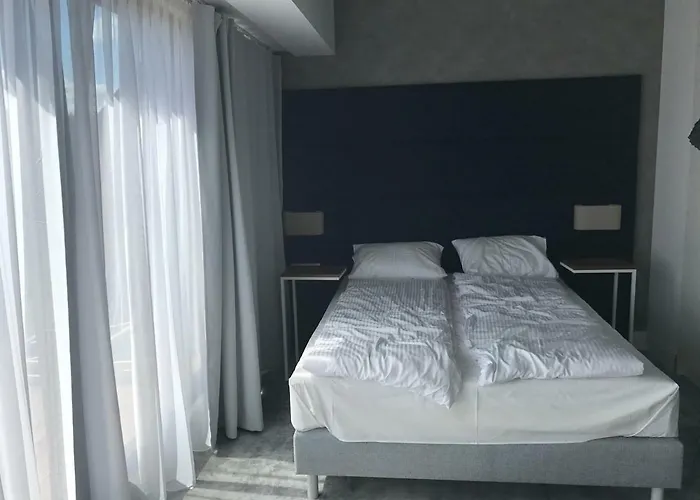 Klonova شقة فندقية 4*